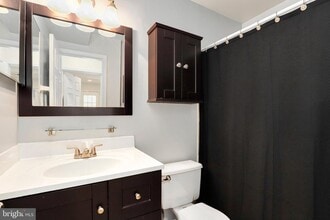 13008 Shadyside Ln, Unit B in Germantown, MD - Building Photo - Building Photo