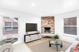 2029 Cloverfield Blvd in Santa Monica, CA - Building Photo - Building Photo