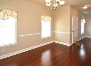 126 Wyndsong Pl in Lynchburg, VA - Foto de edificio - Building Photo