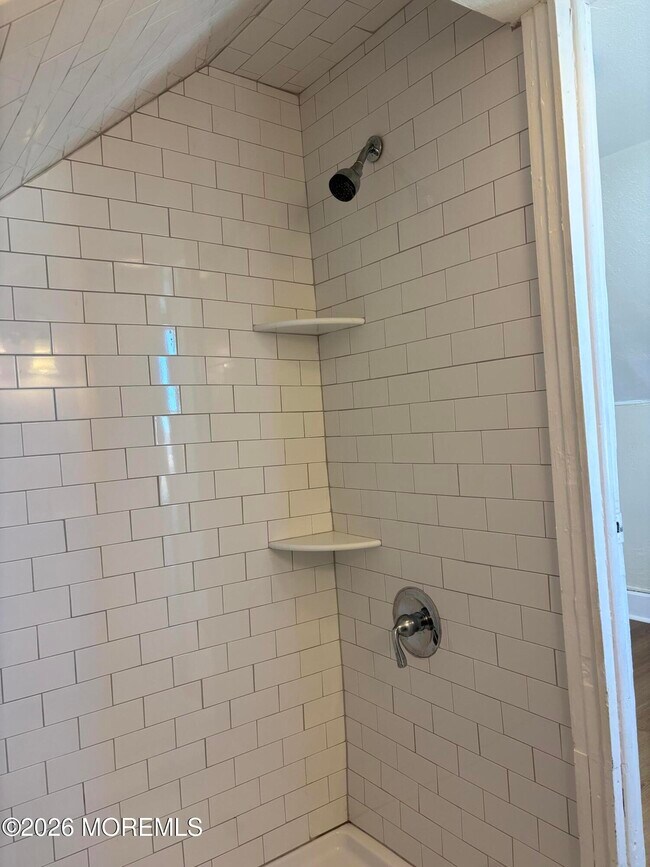 114 Heck Ave in Ocean Grove, NJ - Building Photo - Building Photo