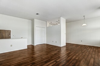 Brighton Court in Bethlehem, PA - Building Photo - Building Photo