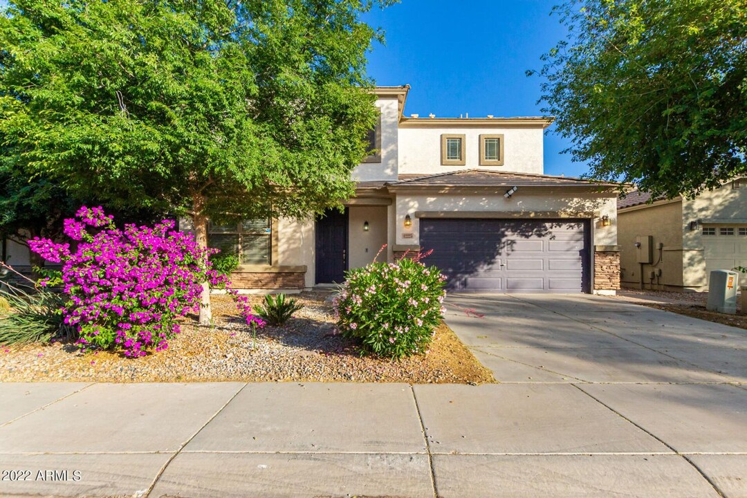 42225 W Lunar St in Maricopa, AZ - Foto de edificio