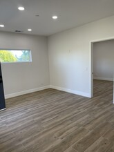 20417 Juneau Pl, Unit 20419-20421 in Woodland Hills, CA - Building Photo - Building Photo