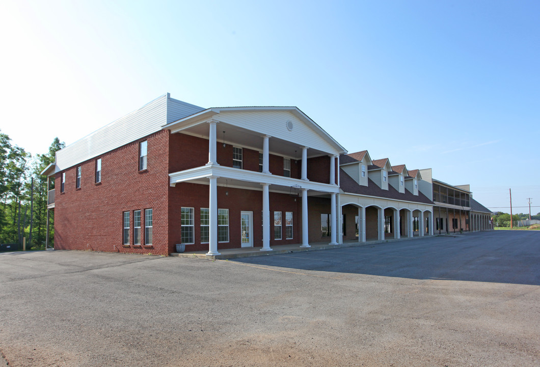 Southern Charm Village in Madison, AL - Building Photo