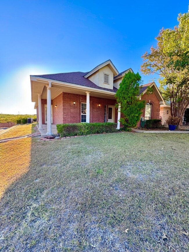 property at 1 Southridge Dr