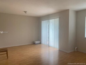 8882 W Flagler St-Unit -205 in Miami, FL - Building Photo - Building Photo