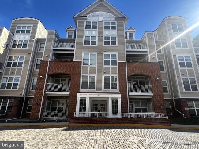 property at 2701 Bellforest Ct