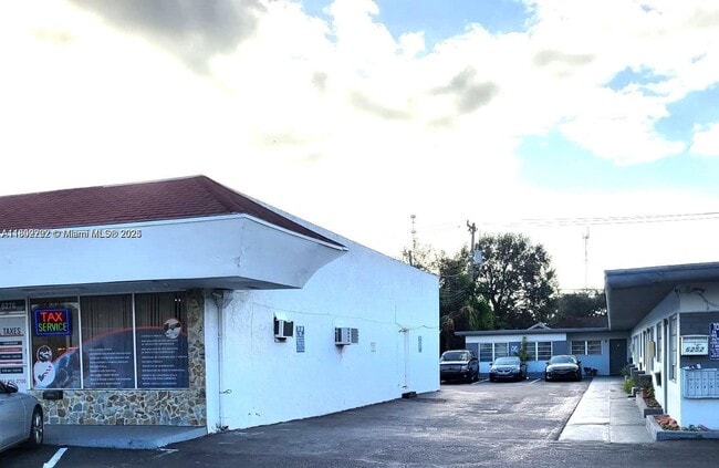 6300 Miramar Pkwy in Miramar, FL - Building Photo - Building Photo