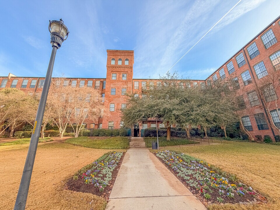 400 Mills Ave in Greenville, SC - Building Photo