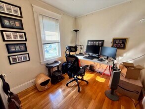 16 Birch Rd in Watertown, MA - Building Photo - Building Photo