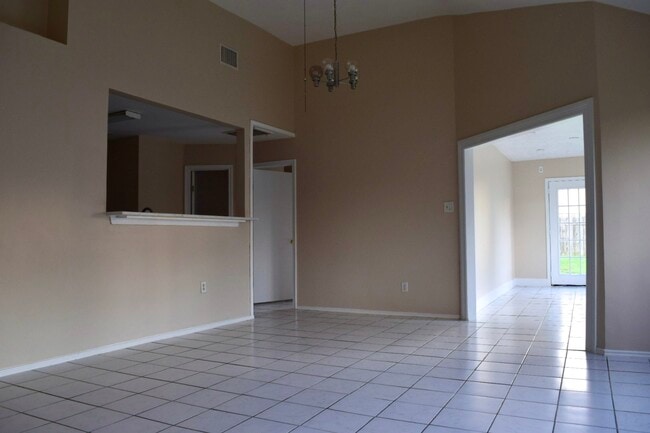 15511 Scenic Haven Dr in Houston, TX - Building Photo - Building Photo