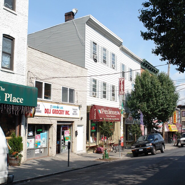 11 Corson Ave in Staten Island, NY - Building Photo - Building Photo