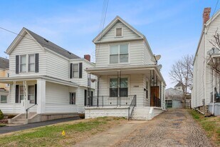 1944 Elm Ave in Cincinnati, OH - Building Photo