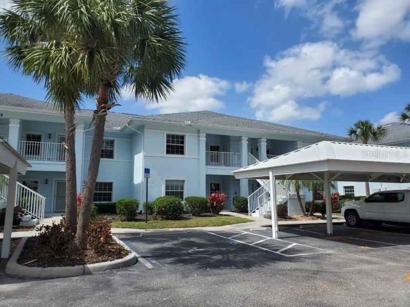 1501 San Cristobal Ave in Punta Gorda, FL - Foto de edificio