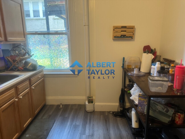 1622 Commonwealth Ave, Unit 3