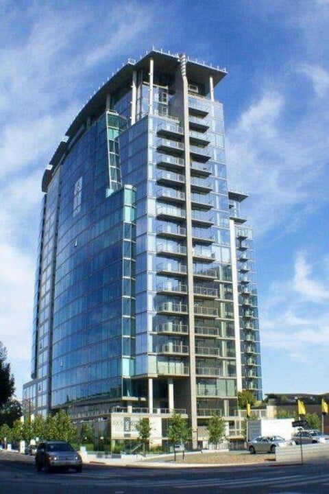 38 N Almaden Blvd in San Jose, CA - Building Photo