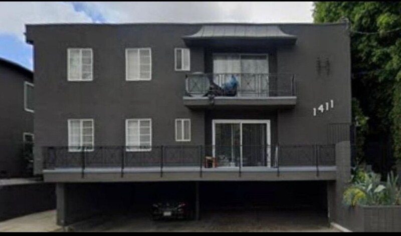 1411 N Sierra Bonita Ave in Los Angeles, CA - Building Photo