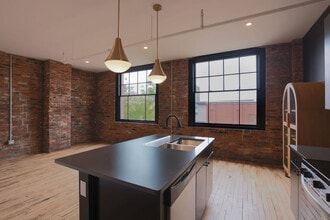 The Produce Lofts in Toledo, OH - Foto de edificio - Building Photo