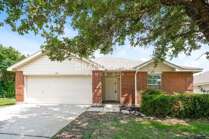 844 San Felipe Trail in Haslet, TX - Foto de edificio