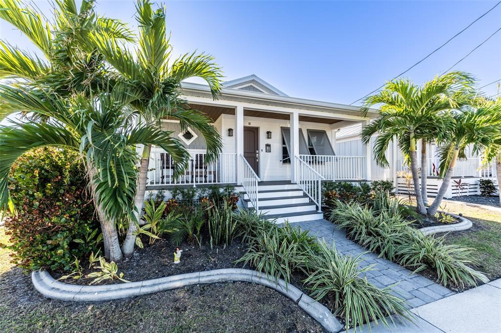 327 Harvey St in Punta Gorda, FL - Building Photo