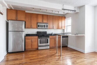 841 W Windsor Ave in Chicago, IL - Building Photo - Building Photo