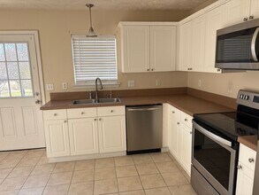 1220 Conestoga Wagon Trail in Prattville, AL - Building Photo - Building Photo