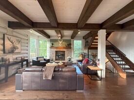 94 Chem. de la Fraternité in Lac-Supérieur, QC - Building Photo