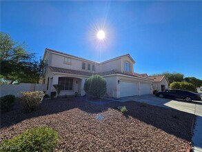 1003 Dover Glen Dr in North Las Vegas, NV - Building Photo - Building Photo