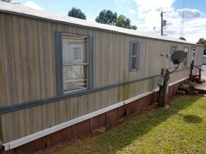 7960 Reynolda Rd in Tobaccoville, NC - Building Photo - Building Photo