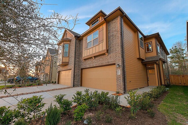 property at 158 Biltmore Loop
