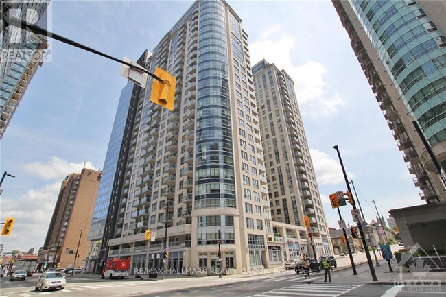 242-242 Rideau St