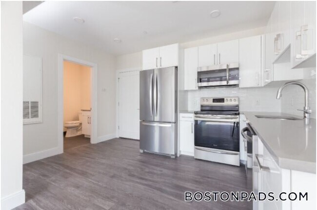 property at 1065 Tremont St