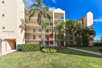 275 Palm Ave in Jupiter, FL - Building Photo - Building Photo