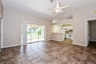 187 Cougar Way in Rotonda West, FL - Foto de edificio - Building Photo