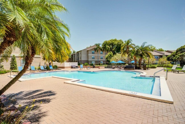 Tuscany Pointe at Tampa Apartment Homes