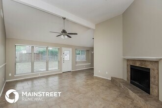 3100 Fairmeadows Ln, Unit B8 in Fort Worth, TX - Foto de edificio - Building Photo