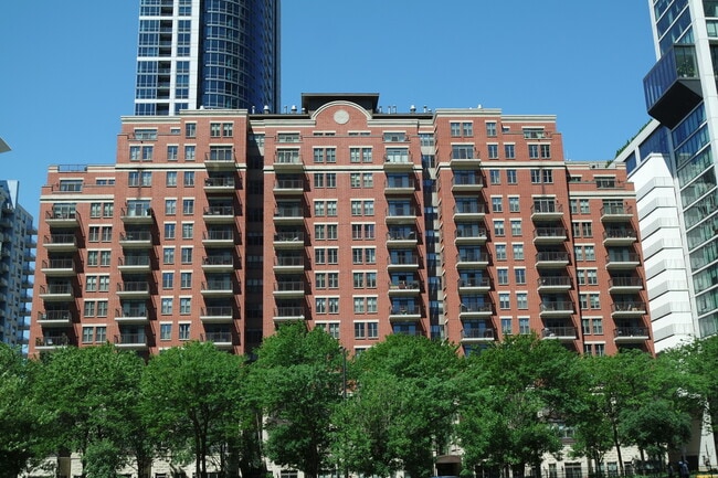 property at 1250 S Indiana Ave