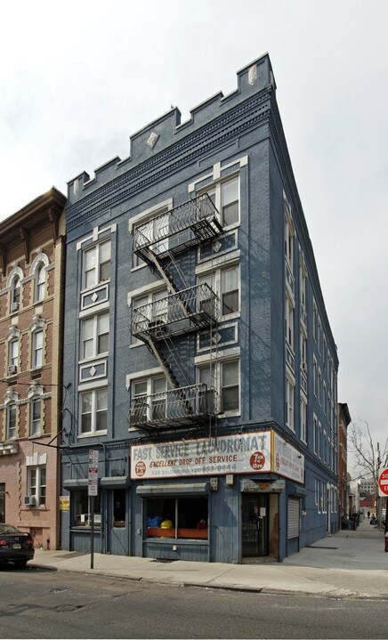 333 Baldwin Ave in Jersey City, NJ - Building Photo