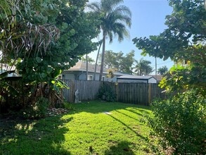 117-117 SE 2nd Ave in Dania Beach, FL - Building Photo - Building Photo