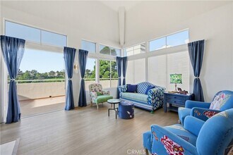 35 Costa Brava in Laguna Niguel, CA - Foto de edificio - Building Photo