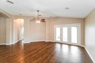 10189 Carriage House Ct in Jacksonville, FL - Foto de edificio - Building Photo