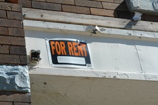 351-355 W 8th St in Erie, PA - Building Photo