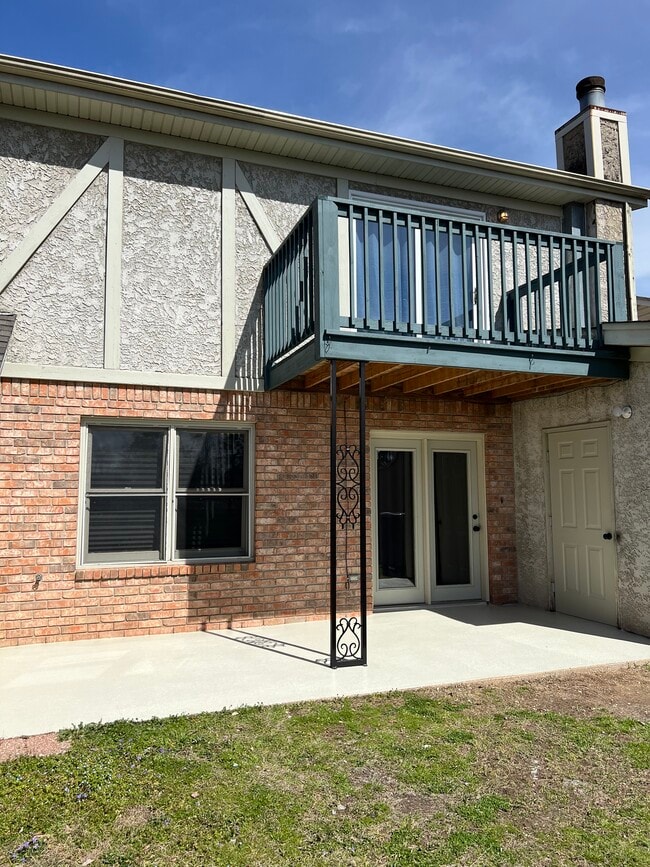 property at 112 Goodner Ln