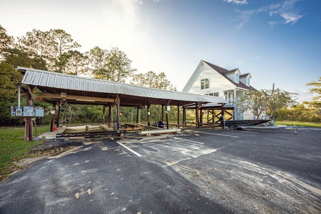 1102 Stanfield Point Rd in Gautier, MS - Building Photo - Building Photo