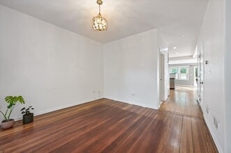 3450 N Hamlin Ave in Chicago, IL - Building Photo - Building Photo