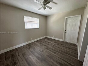 260 SW 8th St in Pompano Beach, FL - Building Photo - Building Photo