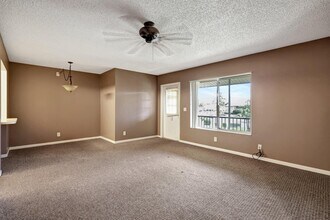 237 Pine HOV Cir in Greenacres, FL - Building Photo - Building Photo