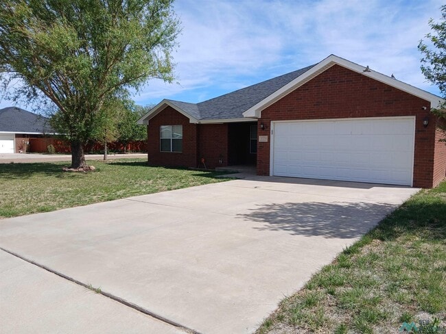 2229 Reese Dr in Clovis, NM - Building Photo - Building Photo