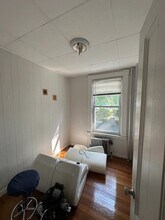 384 Washington St, Unit 1 in Cambridge, MA - Foto de edificio - Building Photo