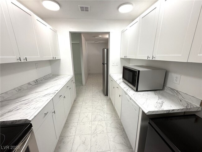 3924 Mount Charleston Dr